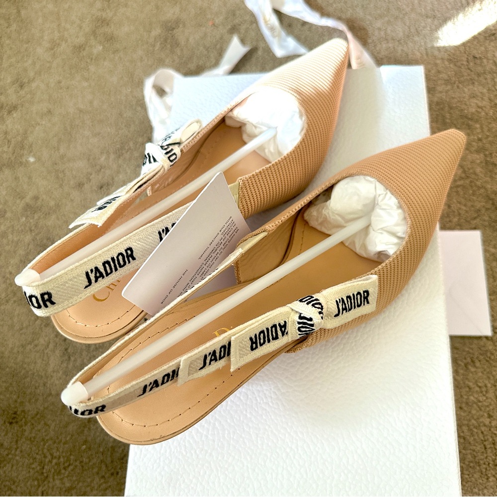J’adior slingback pump. 100% brand new, including tag, box, free shipping